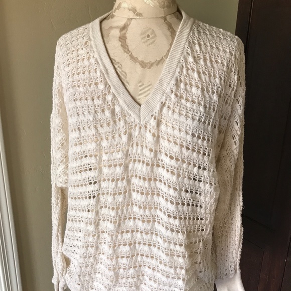 Brandy Melville Sweaters - Brandy Melville cream cotton linen sweater v neck